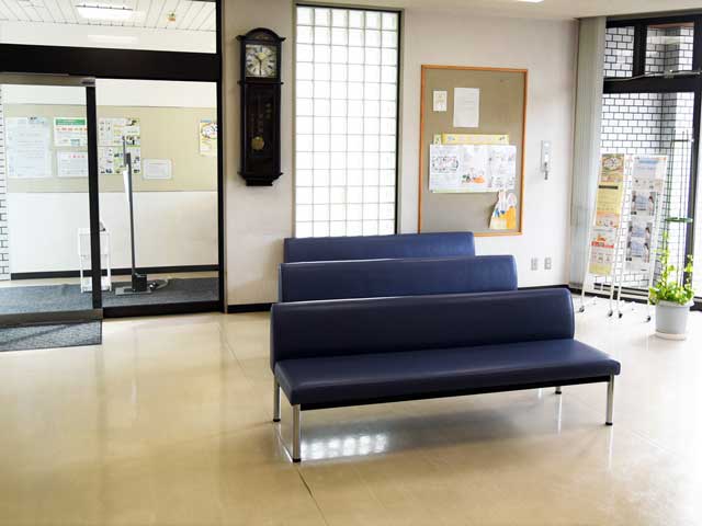 待合ロビー